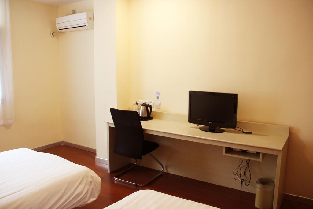 Hanting Hotel Ji'Nan Jiefang Road 2Nd Цзинань Номер фото